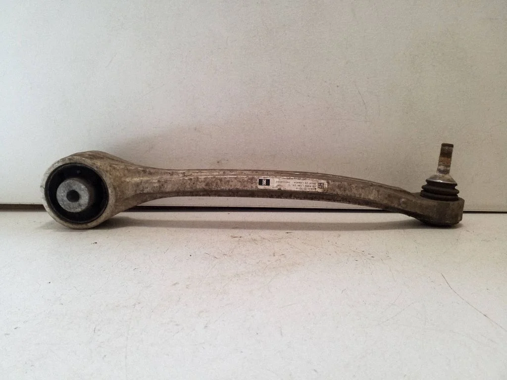 Front control arm 104157000A – Tesla Model S (2012-)