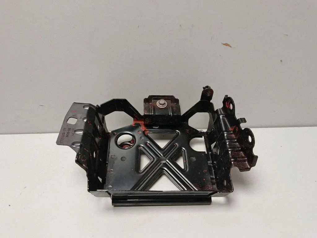 Battery bracket 8778985