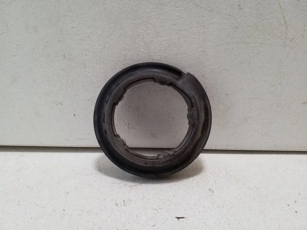 Front coil spring rubber mount A2053220184