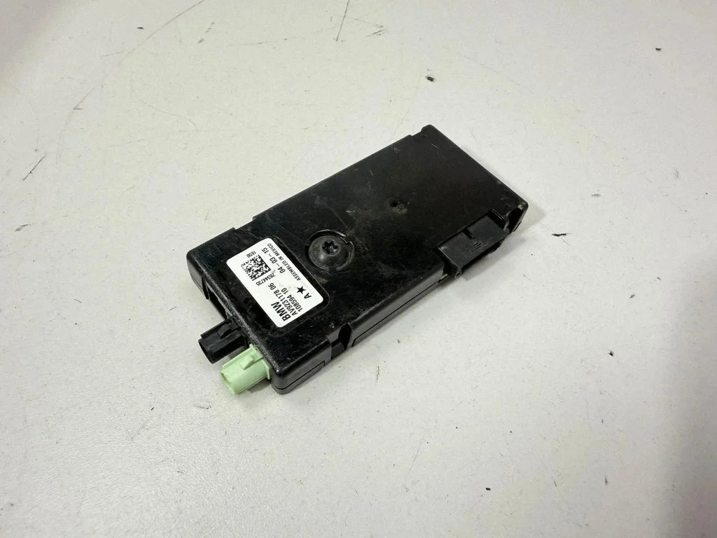 Antenas pastiprinātājs – BMW 4. sērija F32 F33 (2013-2020)