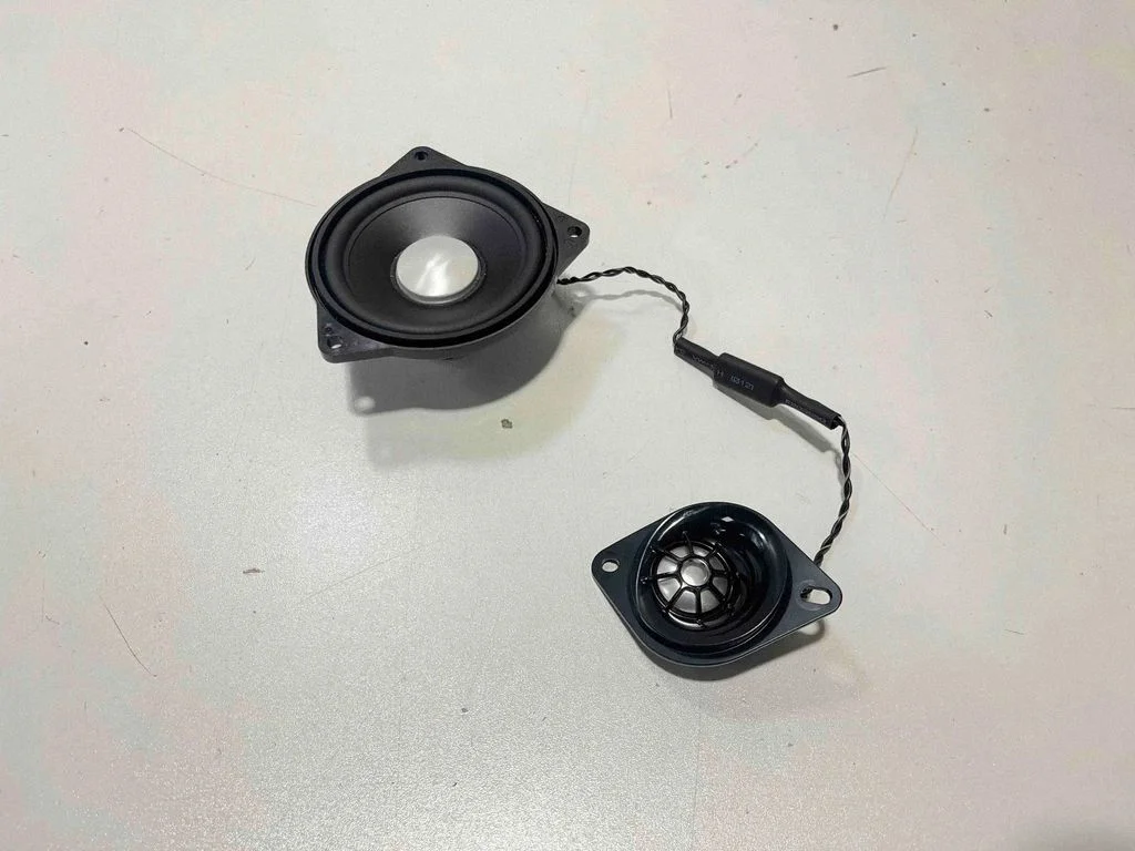 Panel speaker 9368383 – BMW X1 F48 F49 (2015-2022)