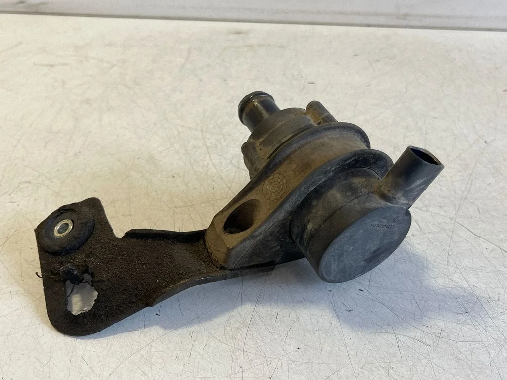 Elektryczna pompa cyrkulacyjna 7H0965561A