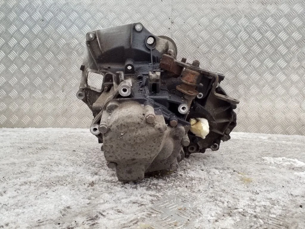 Manual 5 speed gearbox 55241803