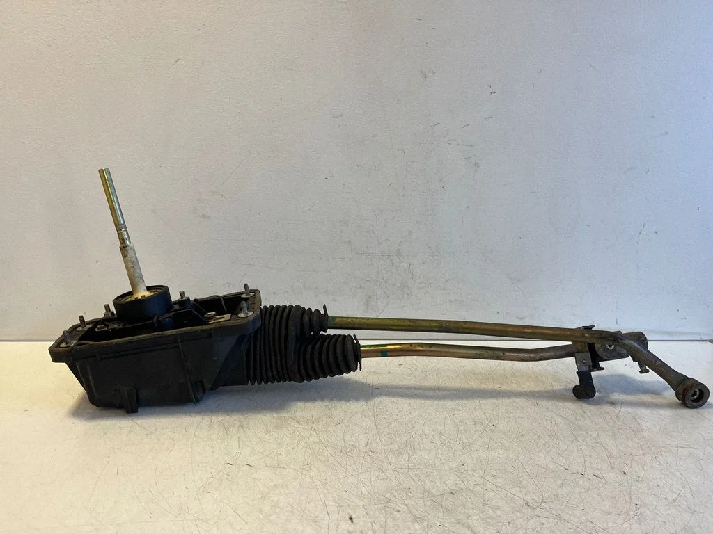Gear selector mechanism 4B0711025F – Volkswagen Passat B5.5 (2001-2005)