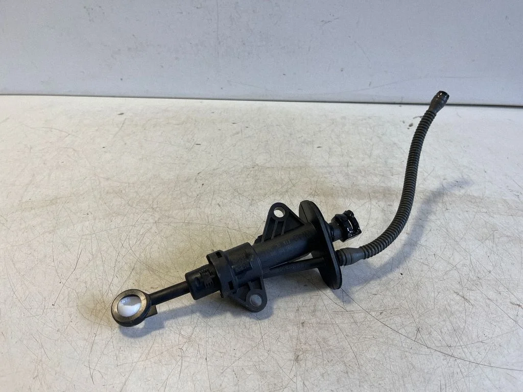 Clutch master cylinder 5Q0927810 – Audi SQ2 GA (2017-)