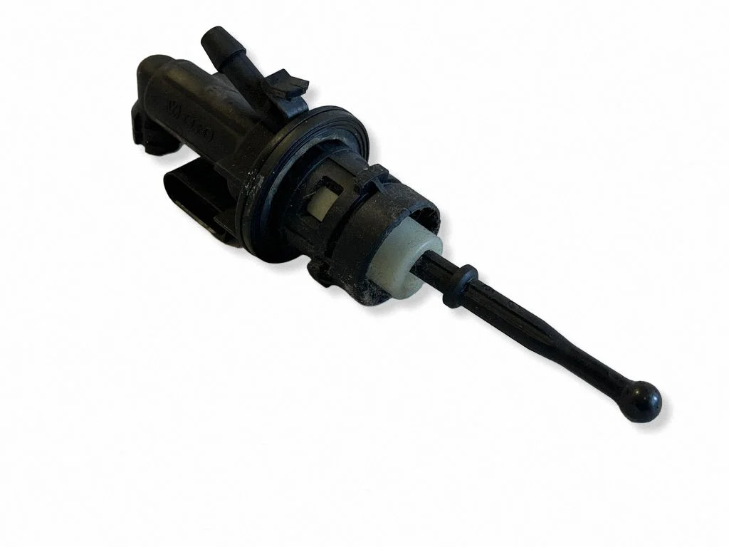 Clutch master cylinder 1K0721388AB