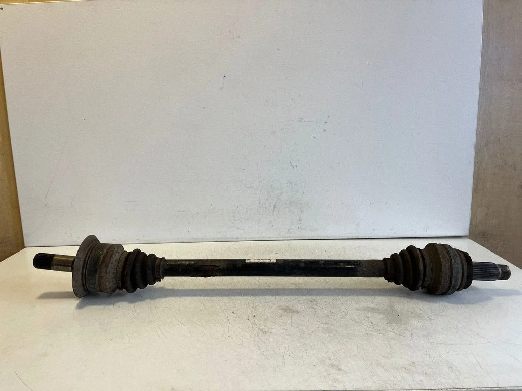 Rear driveshaft 7598042