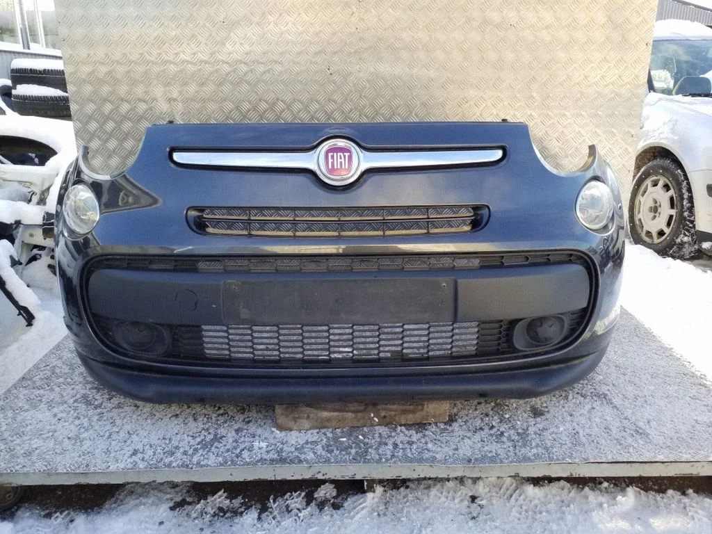 Front bumper 735522402