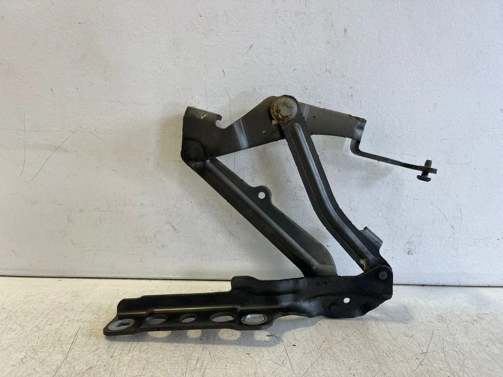 Mootorikapoti hinged 9814189880