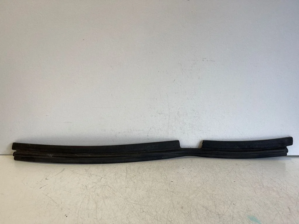 Engine compartment rubber 7210737
