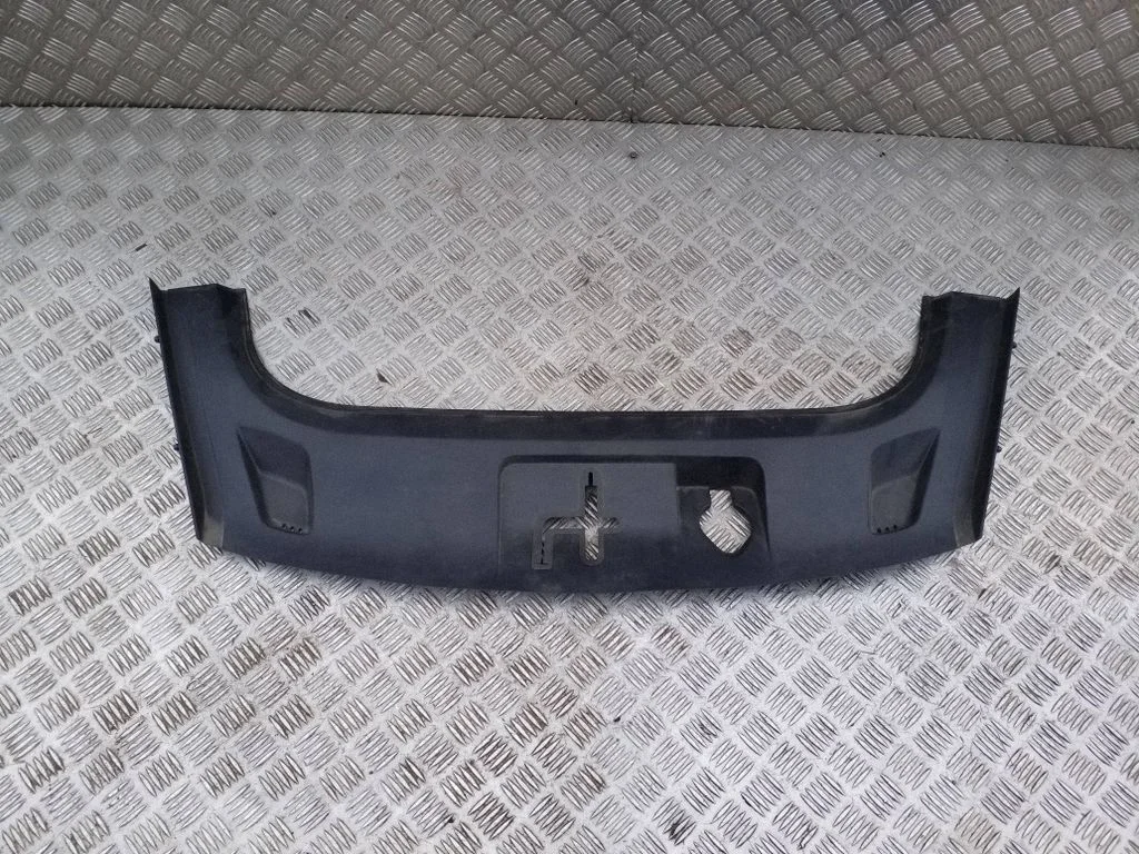 Engine bonnet/hood lock trim molding 9J1863082B