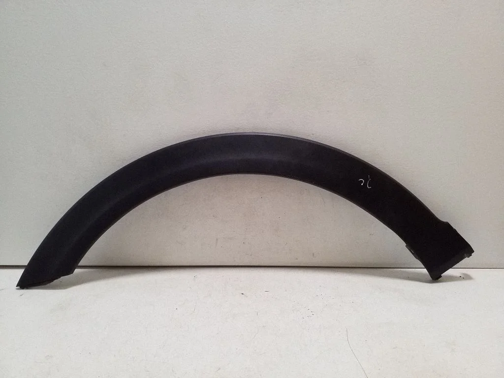 Front arch trim 87713H8400