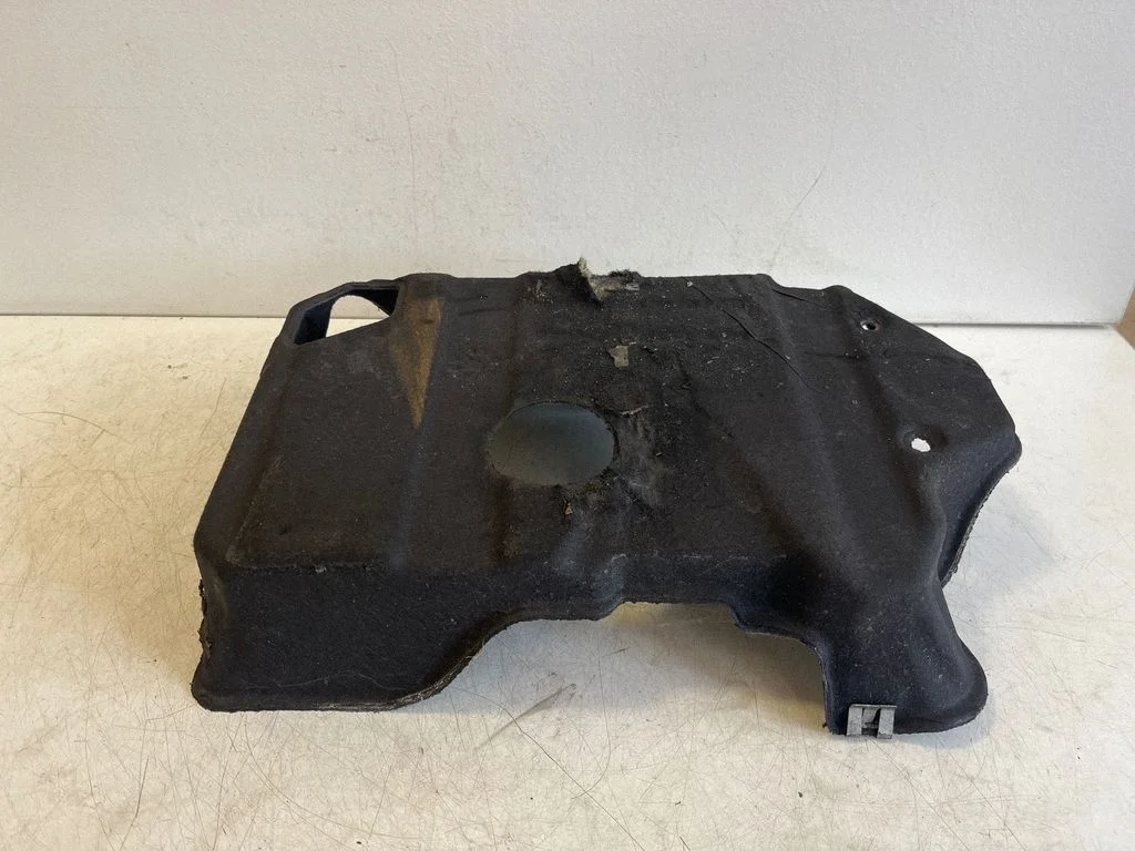 Engine splash shield/under tray