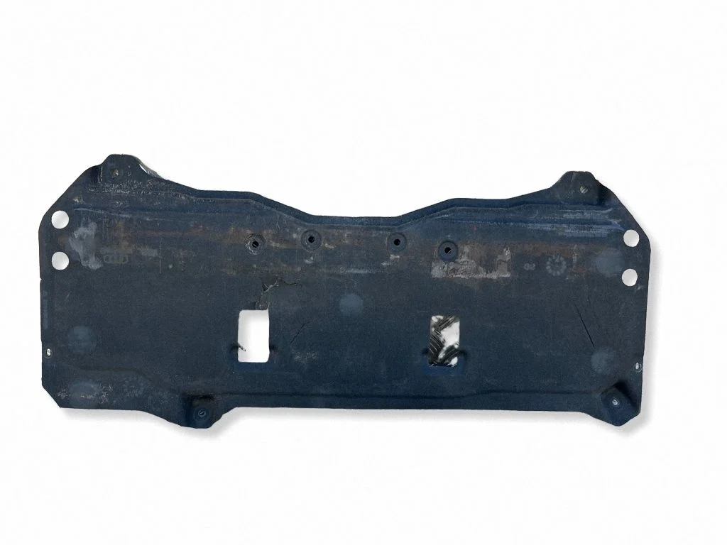 Center/middle under tray cover 4M4804033A