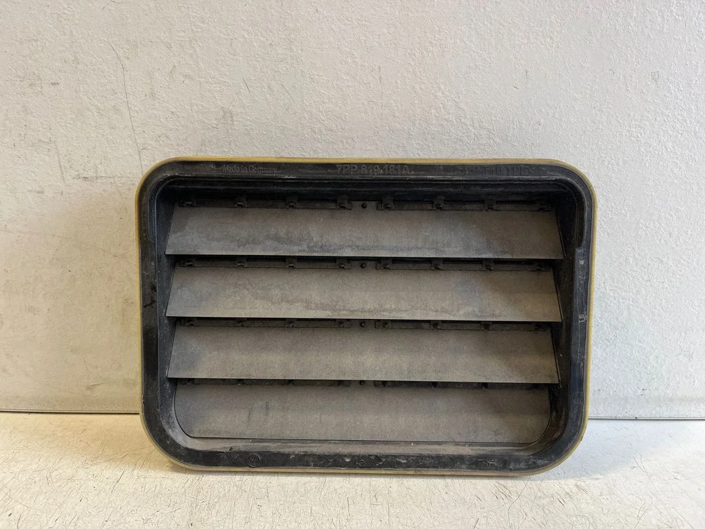 Ventilatsioonirest 7PP819181A