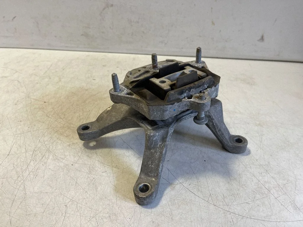 Gearbox mount 8W0399156