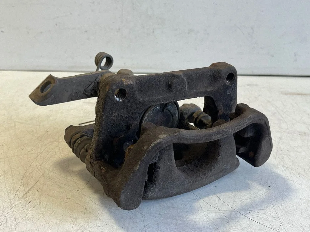 Rear brake caliper – Opel Vivaro (2019-), left