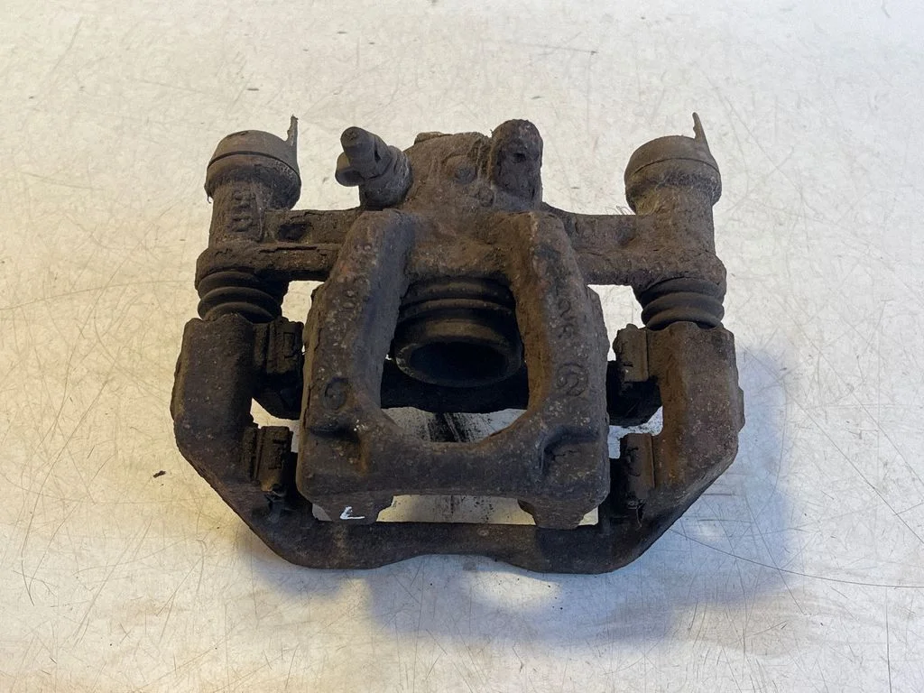 Rear brake caliper BREMBO