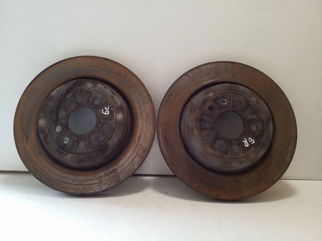 Rear brake disc – Tesla Model S (2012-)