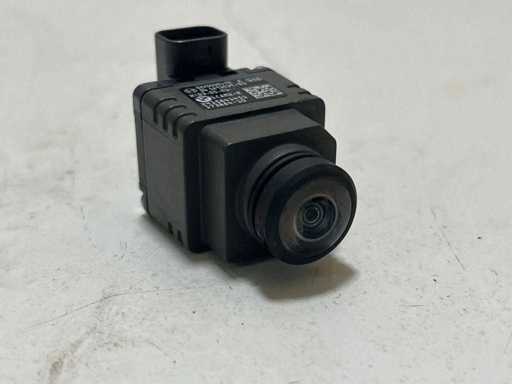 Reversing camera 0220000174