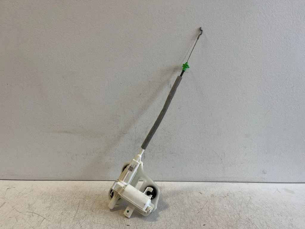 Tailgate/trunk/boot lift motor A0999068600