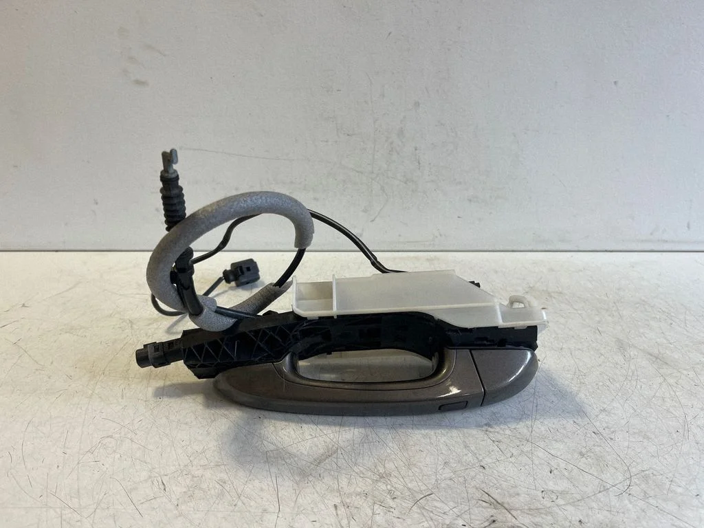 Front door exterior handle – Porsche Cayenne (92A) (2010-2017)