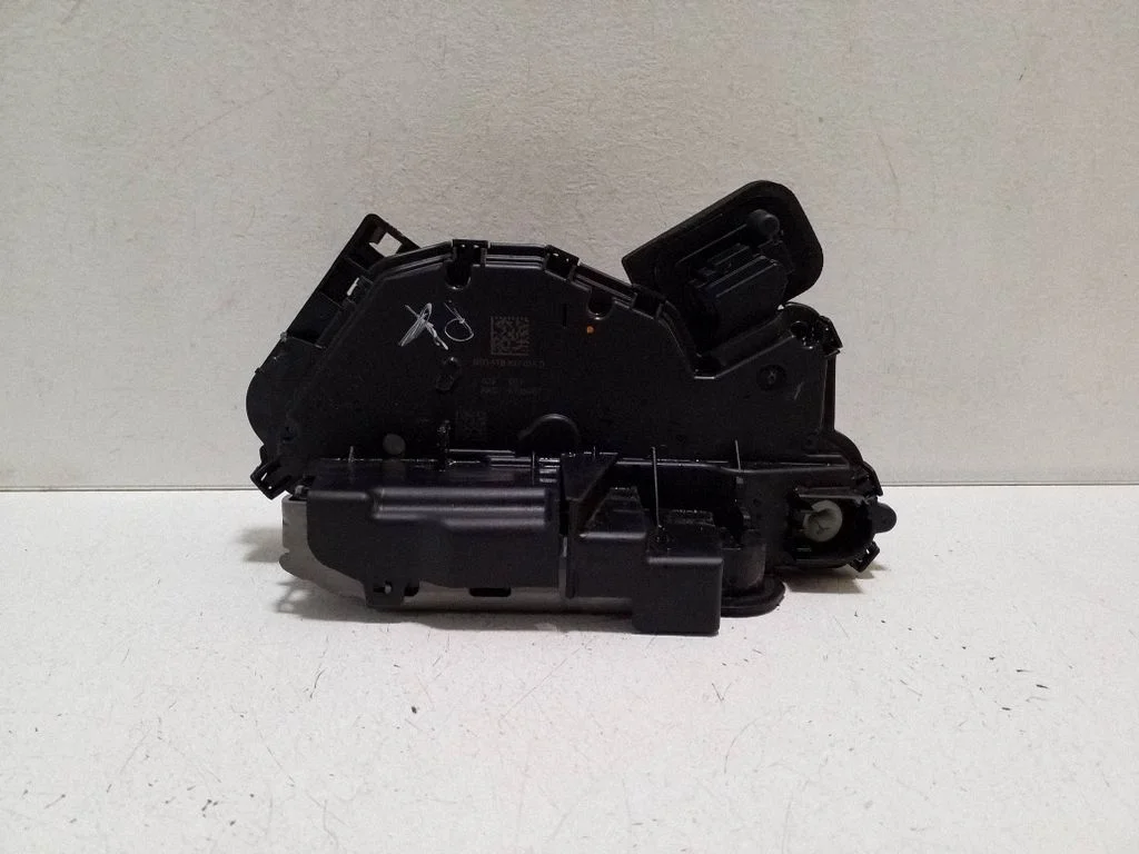 Esiukse lukk 5TB837015D – Skoda Fabia Mk4 (6VA) (2021-)