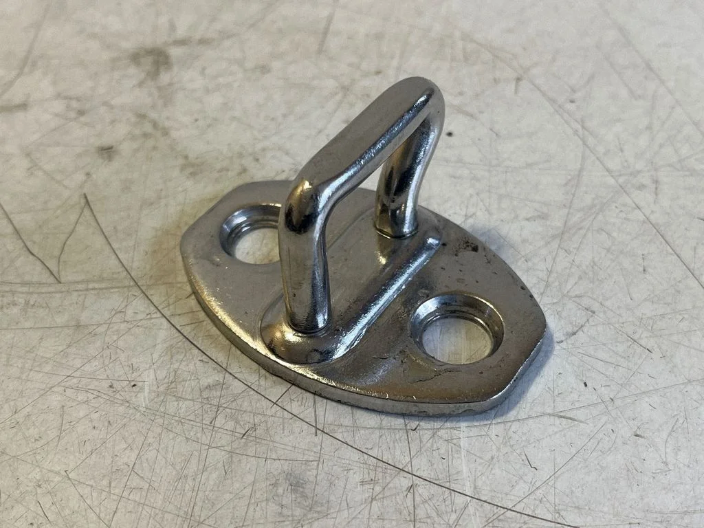 Front door lock loop/hook striker 3C0837033B