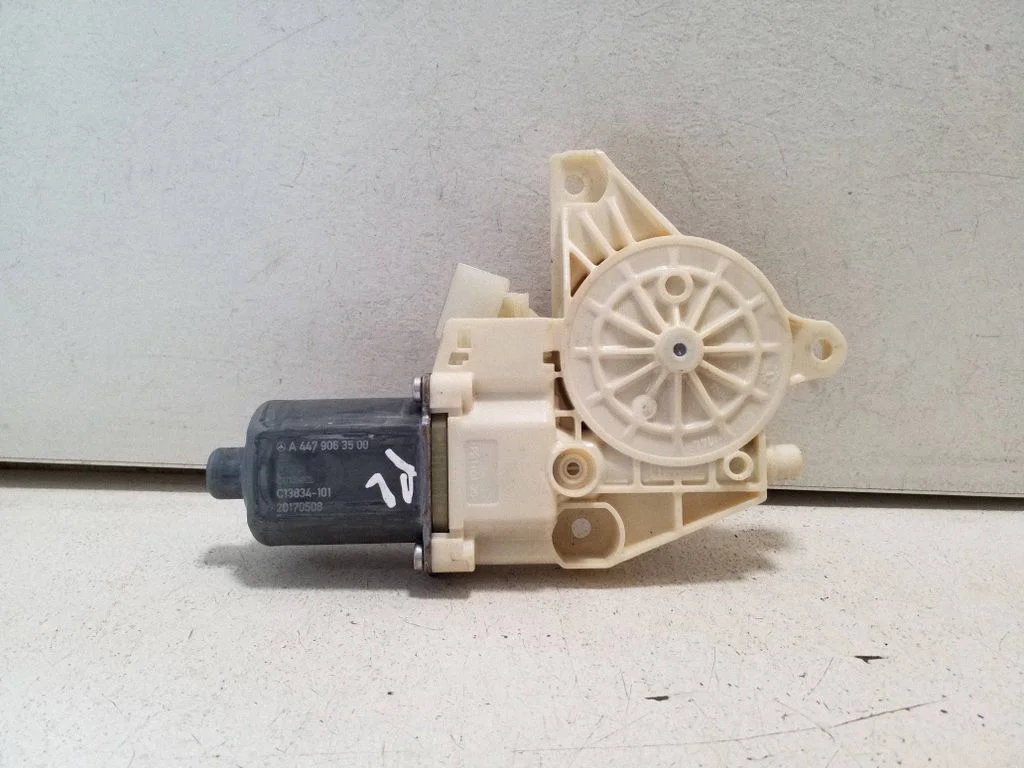 Front door window regulator motor A4479063500