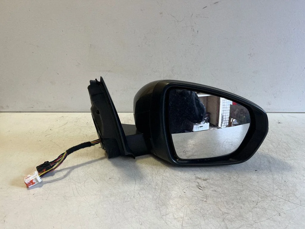 Esiukse elektriline välispeegel E20415163