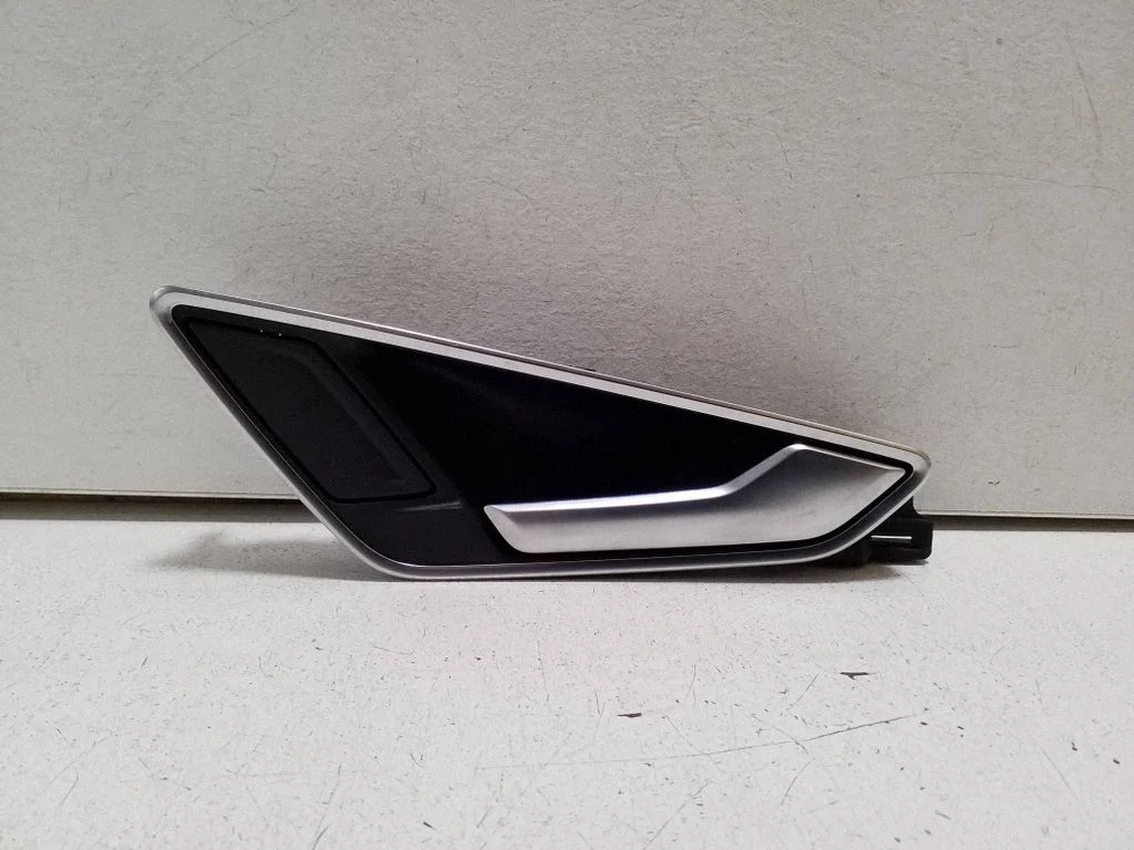 Rear door interior handle 81A837020C – Audi SQ2 GA (2017-)