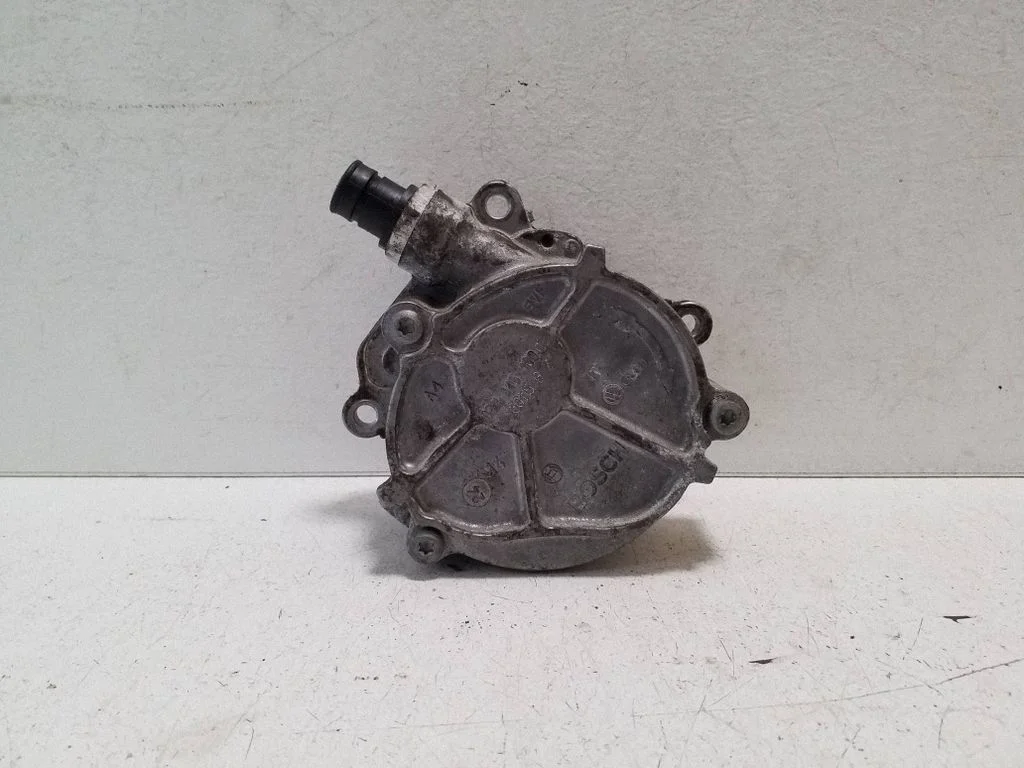 Vaakumpump 03H145100C