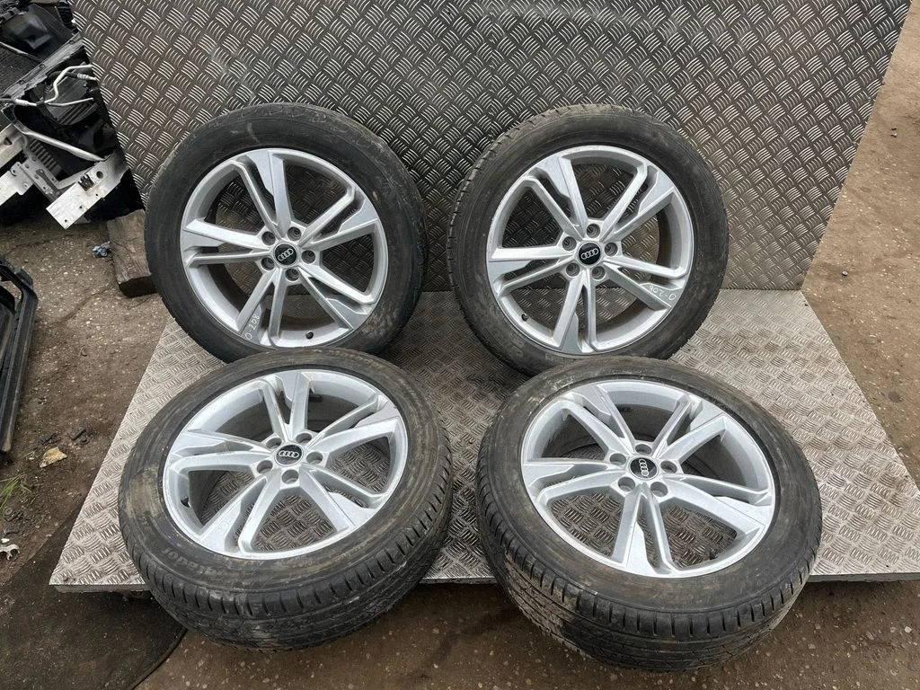 R19 alloy rim 83A601025M