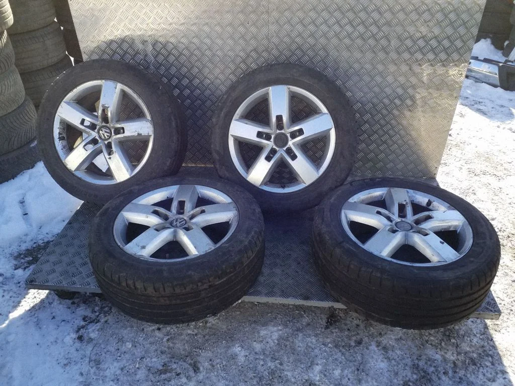 R19 alloy rim 7P6601025D