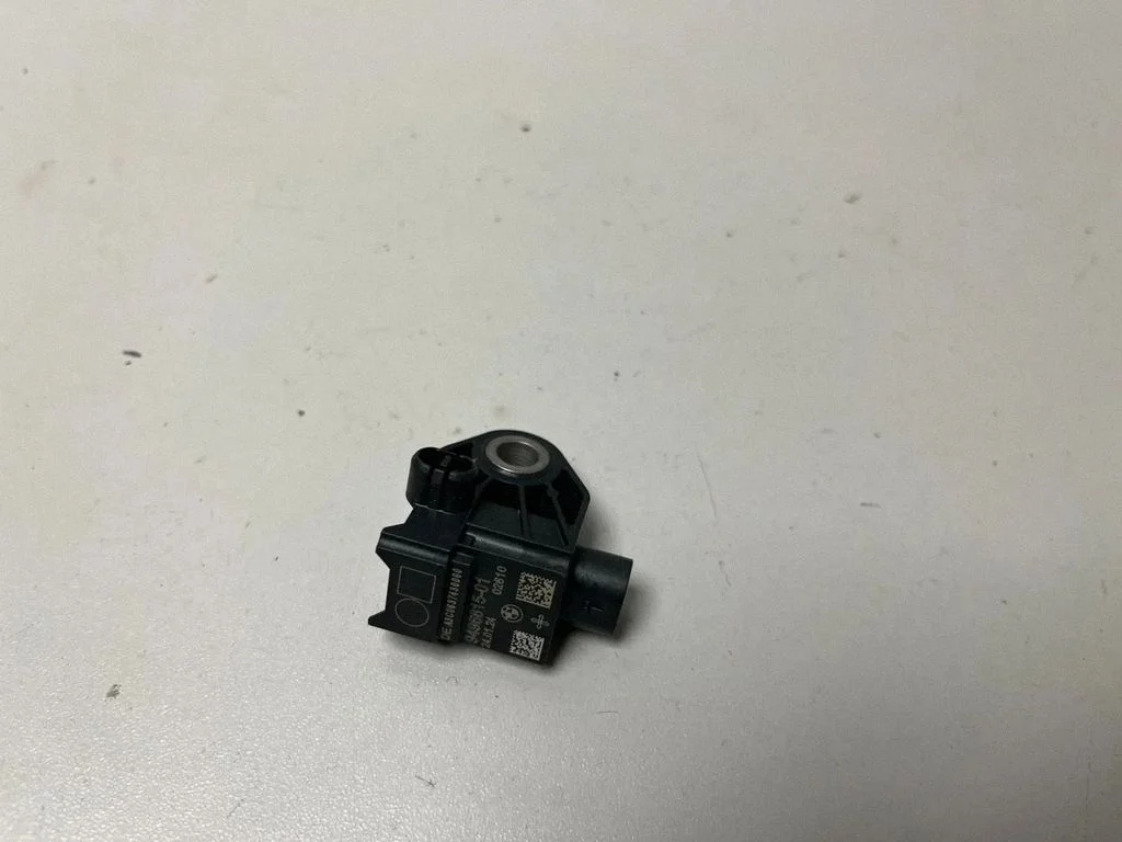 Drošības spilvenu trieciena sensors – BMW XM (2022-)