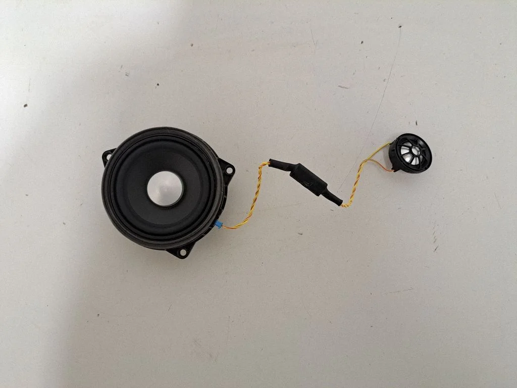 Rear door speaker – BMW 7 Series G11 G12 (2015-2022)