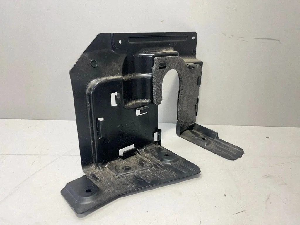 Front underbody cover/under tray 7424917