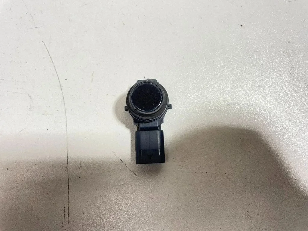 Czujnik parkowania PDC – BMW Seria 3 F30 F35 F31 (2012-2018)