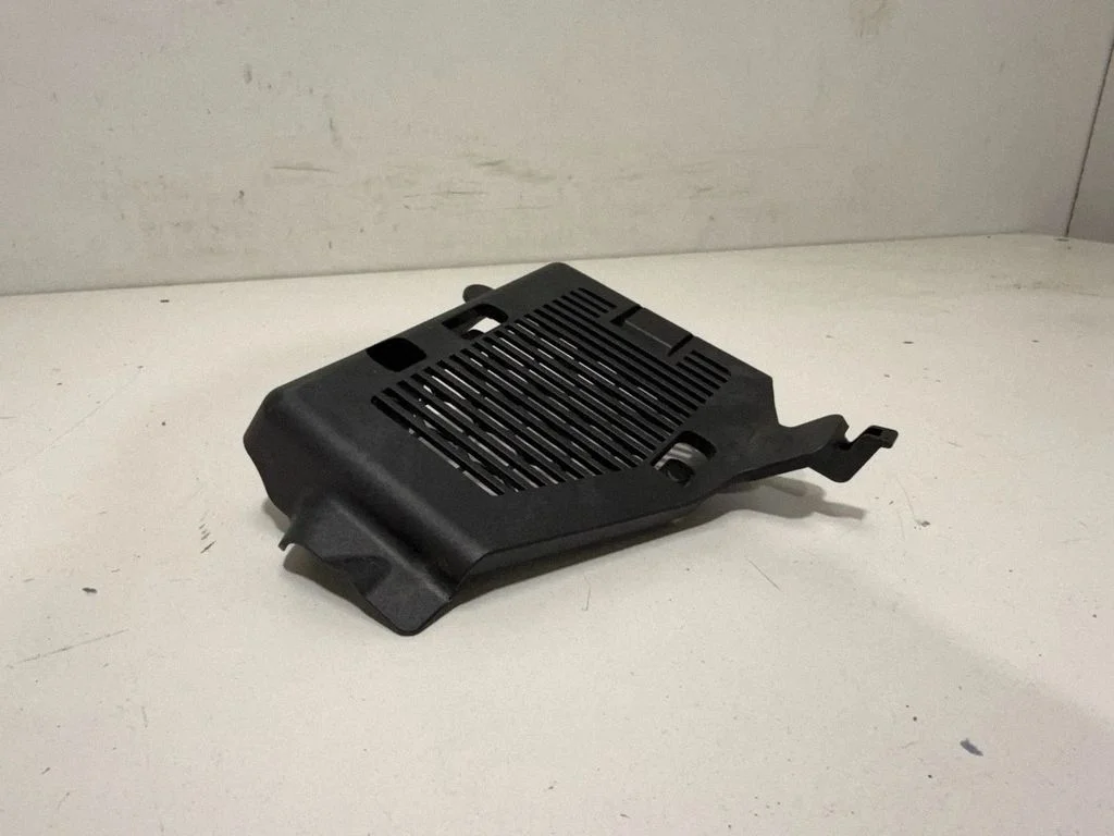 Cita motora nodalījuma detaļa 9253129