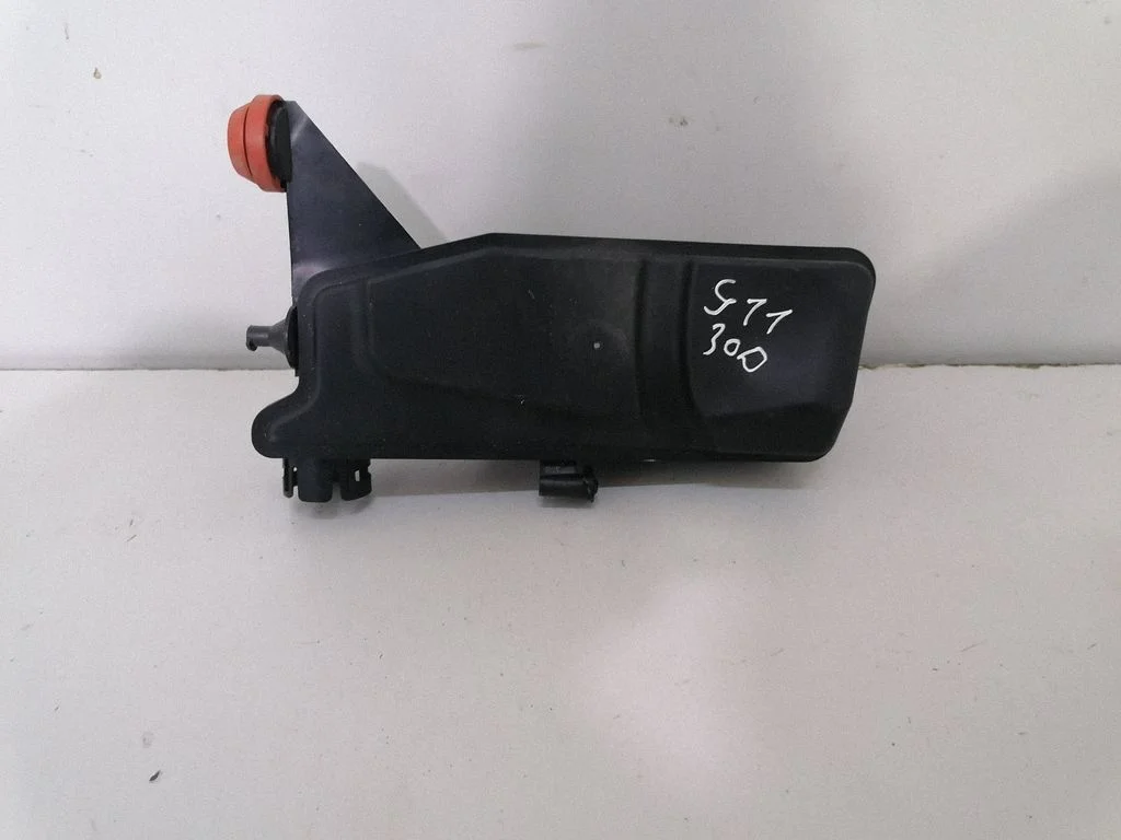 Intake resonator