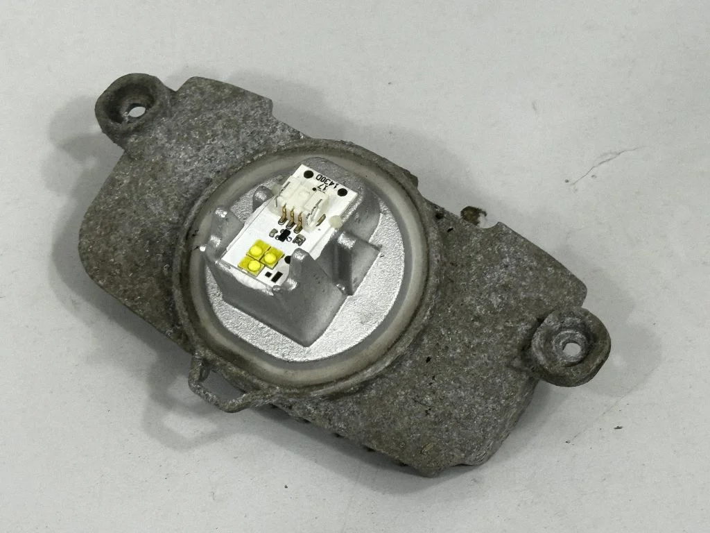 Headlight ballast module Xenon 7398766