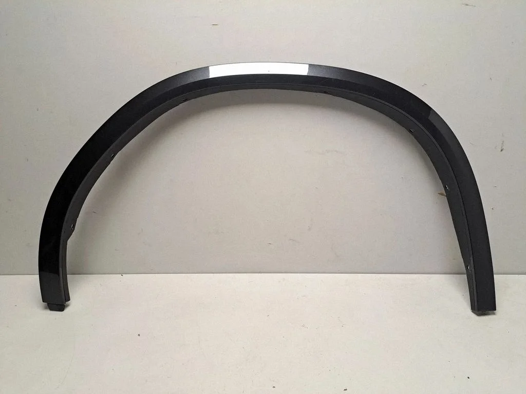 Poritiiva iluliist (molding) – BMW X4 G02 (2018-)