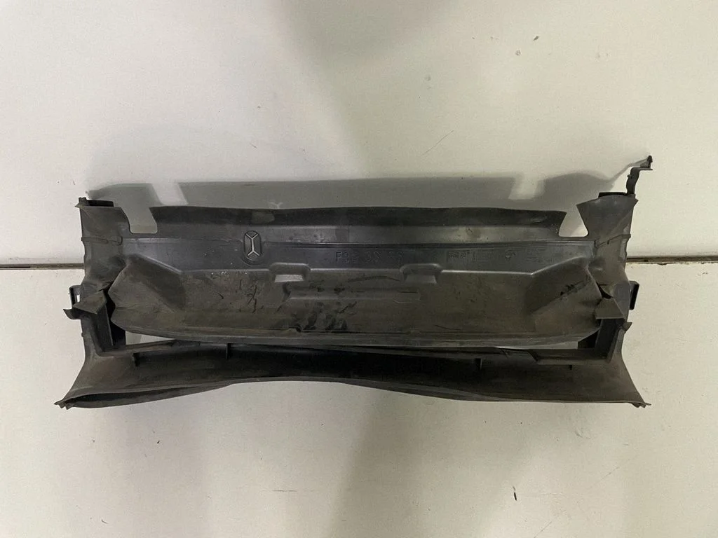 Dolna część pasa przedniego – BMW Seria 4 F32 F33 (2013-2020)