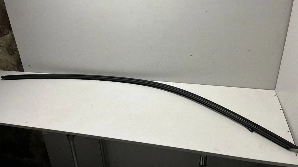 Roof trim bar molding cover 5A5C0B2
