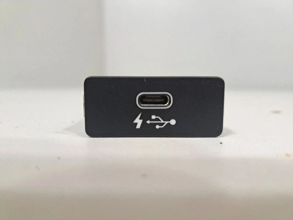 USB socket connector 8711939