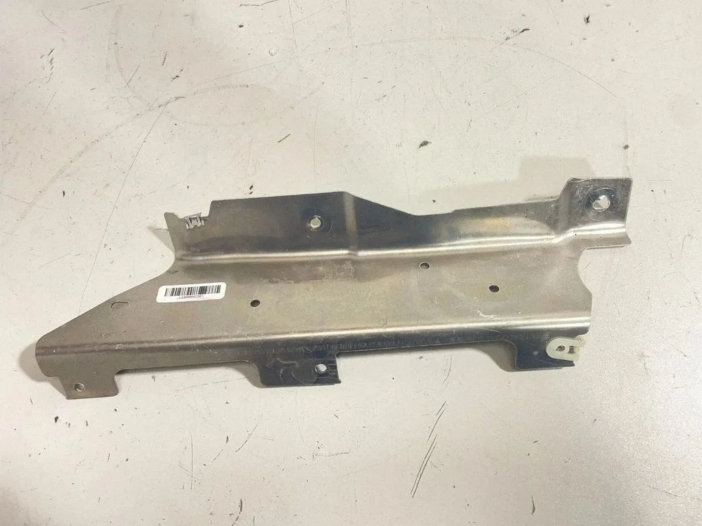 Mootori soojusisolatsioon (kuumakaitse) 5A08A23 – BMW X6 G06 (2019-)