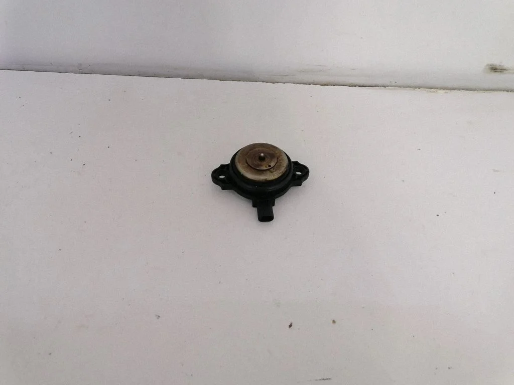 Nukkvõlli faasinihke klapp (VANOS-klapp)