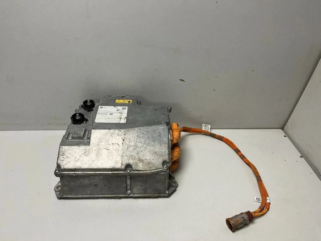 Voltage converter inverter 5A93367