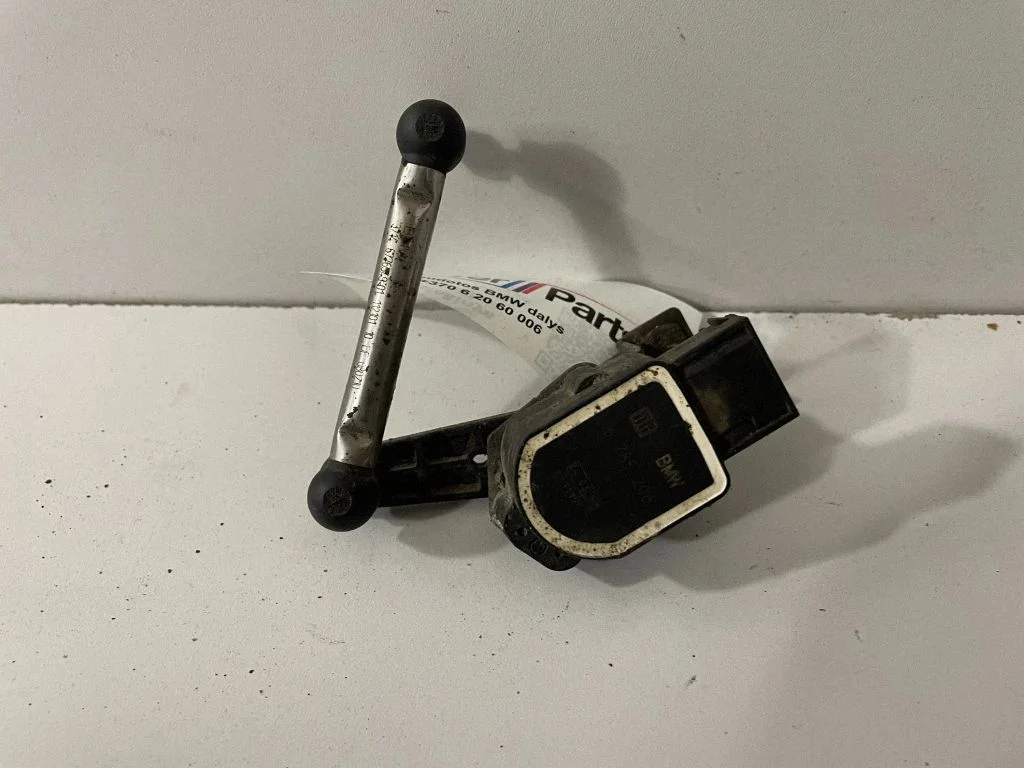 Priekšējās piekares augstuma devējs 6785206 – BMW X1 E84 (2009-2015)