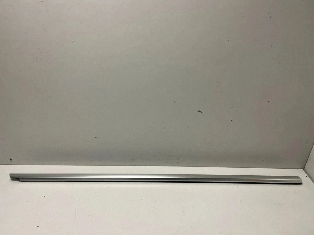 Door glass trim 7444092 – BMW X7 G07 (2018-)
